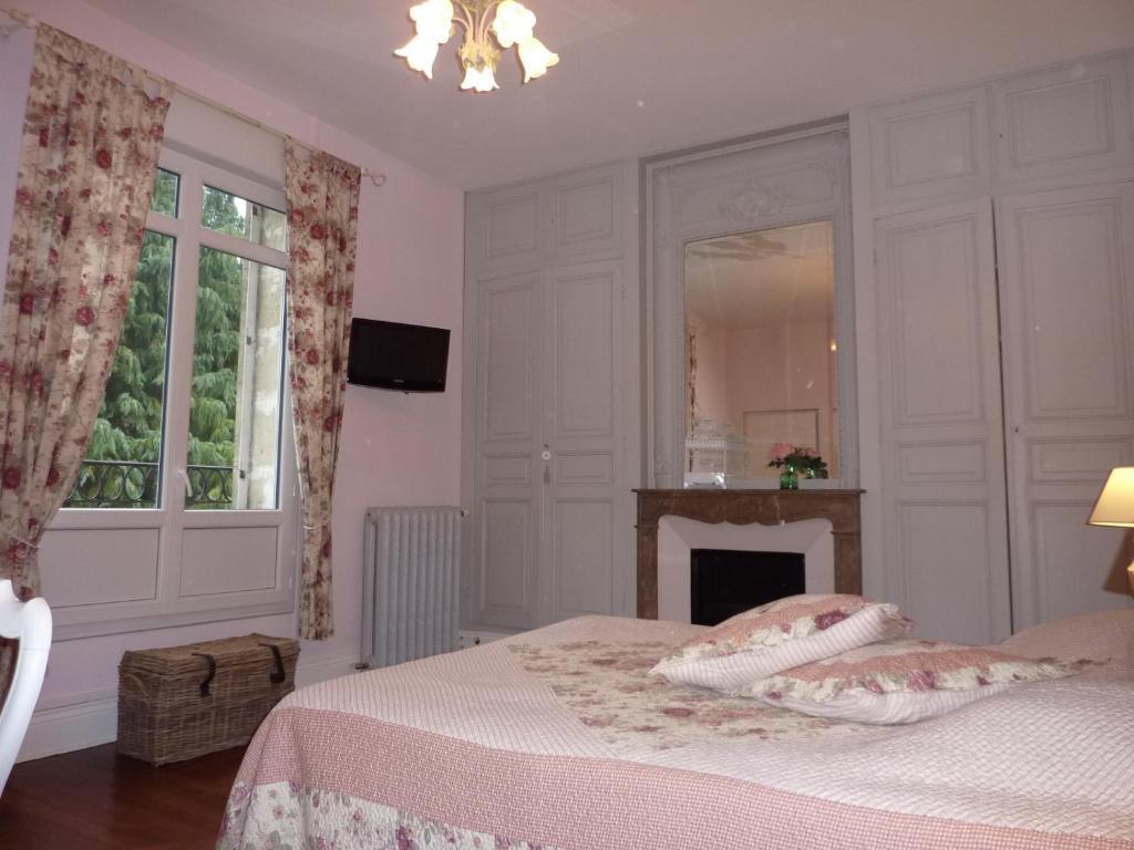 Le Clos Belle Rose Villa Haybes Szoba fotó